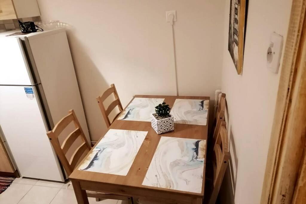 Elegant Central Apartment In 볼로스 외부 사진
